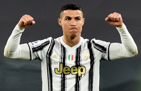 Tốc độ đáng kinh ngạc của Ronaldo ở độ tuổi 36