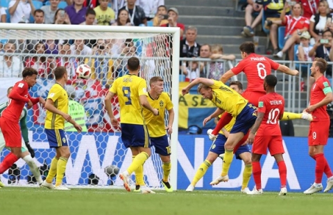 Harry Kane im tiếng, ĐT Anh vẫn có vé vào bán kết