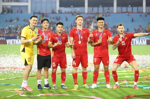 Truyền thông Thái Lan đồng loạt thừa nhận một điều sau khi tuyển Việt Nam vô địch AFF Cup