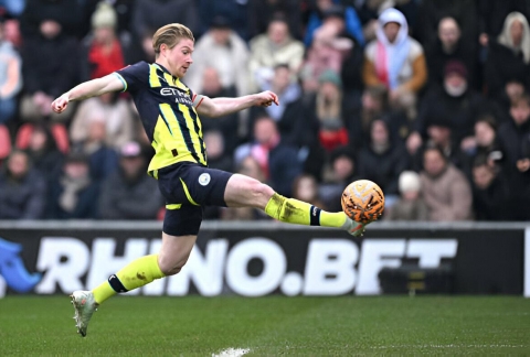 De Bruyne lập công, Man City nhọc nhằn vào vòng 5 FA Cup