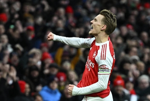 Trực tiếp Arsenal 1-0 Brighton: Odegaard mở tỷ số nhanh chóng