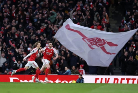 Odegaard toả sáng, Arsenal chính thức đòi lại ngôi đầu Ngoại hạng Anh 
