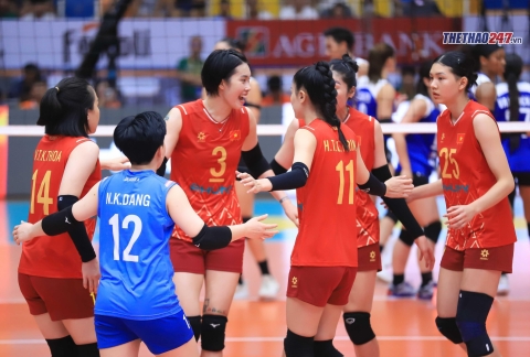 Trực tiếp bóng chuyền nữ Việt Nam 1-0 Philippines: Đôi công hấp dẫn