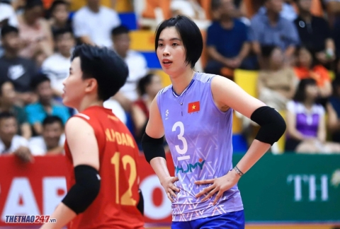 Xuất ngoại thi đấu, Trần Thị Thanh Thúy tái ngộ đồng đội cũ