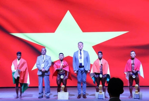 Phạm Văn Mách lần thứ 7 vô địch thế giới ở tuổi 49