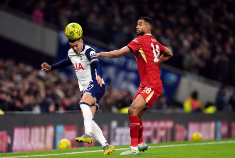 Tottenham quật ngã Liverpool, đặt một chân vào chung kết Carabao Cup