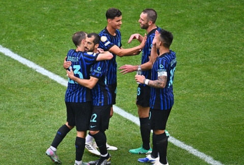Thoát hiểm phút cuối, Inter Milan chật vật đánh bại CLB Nhật Bản