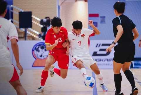 Việt Nam thoát thua ngoạn mục trước Indonesia ngay sau SEA Games