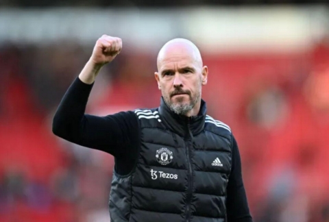 Ten Hag tung hô hàng phòng ngự MU, nhắc tới Sir Alex