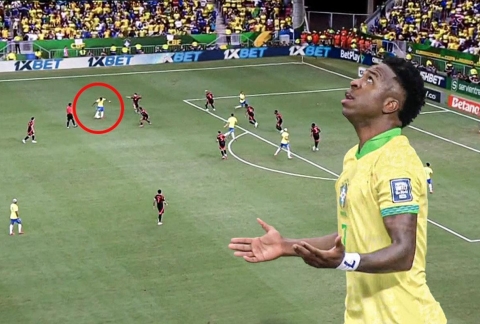 Video: Vinicius lập siêu phẩm cự ly 25 mét cho Brazil