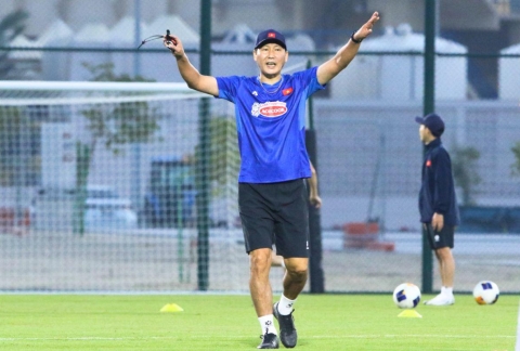 HLV Kim Sang-sik bổ sung gấp nhân sự cho U23 Việt Nam