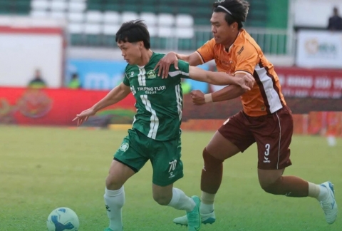 Trực tiếp HAGL 1-1 Bình Phước: Công Phượng ghi bàn