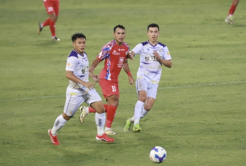 Trực tiếp Hà Nội 0-1 TP HCM: Bất ngờ cực lớn