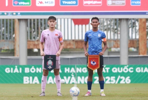 HLV Brazil giúp Việt Nam thắng đậm Campuchia 10-0