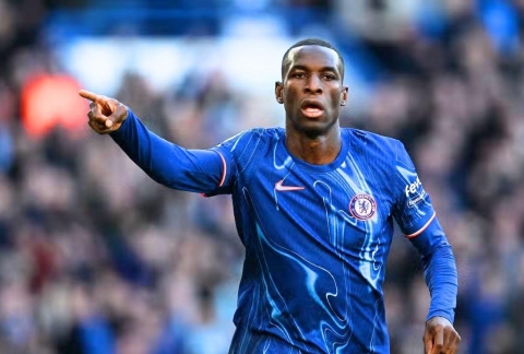 Jackson lập công, Chelsea thắng kịch tính Newcastle