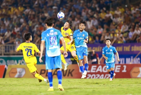 Trực tiếp SLNA 0-0 Đà Nẵng: Thế trận nhạt nhòa