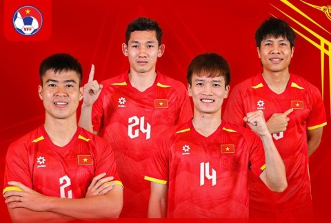 4 cầu thủ ĐT Việt Nam được chọn đấu Man Utd
