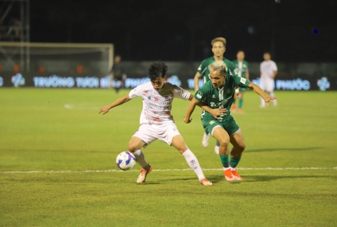 Trực tiếp PVF-CAND 0-0 Bình Phước: Giằng co