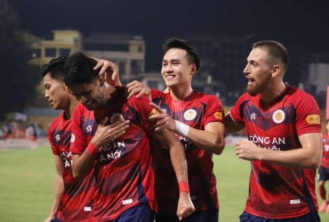 CAHN thắng trận đầu tiên ở V-League 2024/25