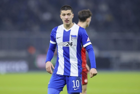 Ngôi sao Việt kiều gia nhập nhà vô địch Bundesliga