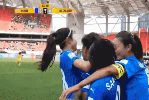 Trực tiếp TPHCM 0-1 Wuhan Jiangda: Chủ nhà mở tỉ số
