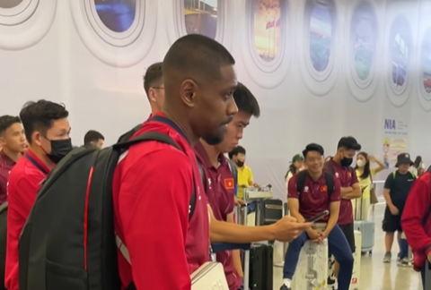 23 cầu thủ ĐT Việt Nam lên đường sang Malaysia