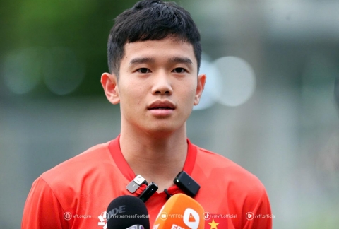 Hậu vệ U23 Việt Nam: 'HLV Kim Sang Sik không trách mắng tôi'