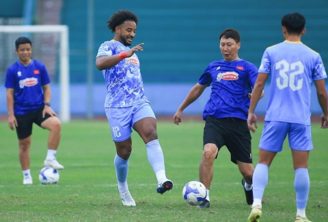 ĐT Việt Nam vắng 1 loạt cầu thủ ở buổi tập đầu tiên