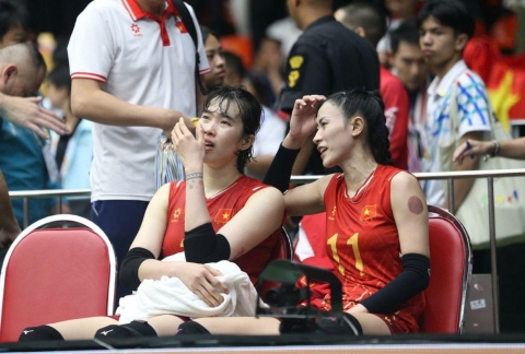 Trọng tài xin lỗi tuyển bóng chuyền nữ Việt Nam sau chung kết