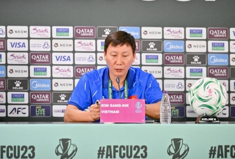 HLV Kim Sang Sik tuyên bố không ngại đối thủ nào ở tứ kết