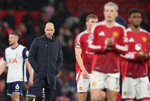 Ten Hag và 'mớ bòng bong' chưa lối thoát tại MU