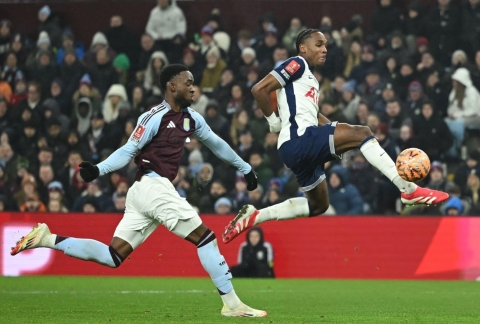 Tân binh lập công, Tottenham vẫn bị loại khỏi FA Cup