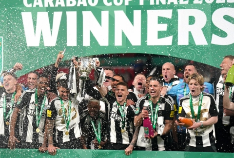 Hạ đẹp Liverpool, Newcastle lên ngôi Carabao Cup 2024/25