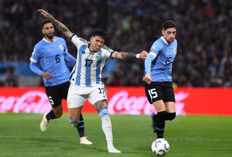 Trực tiếp Uruguay 0-0 Argentina: Thế trận chặt chẽ