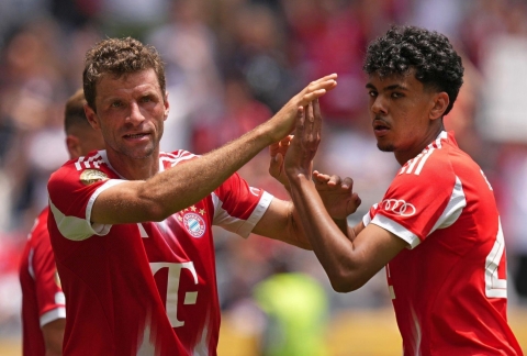 Hàng công rực sáng, Bayern vùi dập Auckland City 10 bàn không gỡ