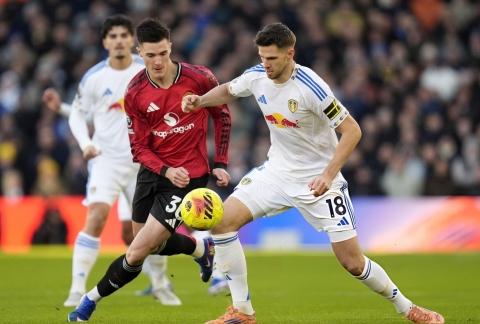 Trực tiếp MU 1-1 Leeds: Bàn gỡ chóng vánh