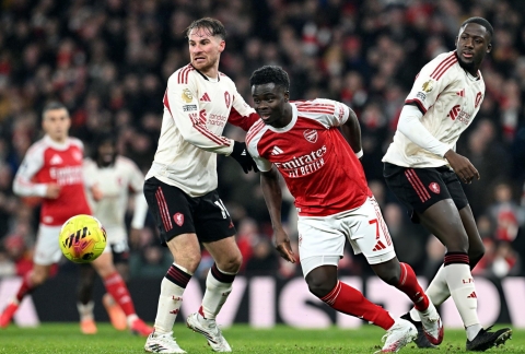 Hòa Liverpool, Arsenal lỡ cơ hội gia tăng cách biệt