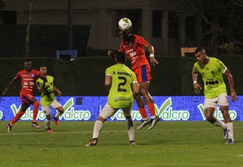 Nhận định Monagas vs Puerto Cabello: Căng thẳng và kịch tính