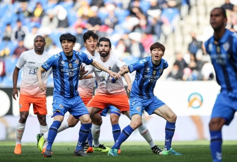 Nhận định Gangwon vs Ulsan HD: Giữ vững vị trí nhóm đầu