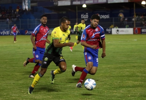 Nhận định Xelaju vs Guastatoya: Không cùng đẳng cấp