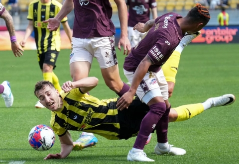 Nhận định Brisbane Roar vs Wellington Phoenix: Ngang tài cân sức