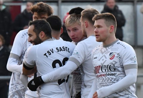 Nhận định Sasel vs Suderelbe: Không có chỗ cho sai lầm