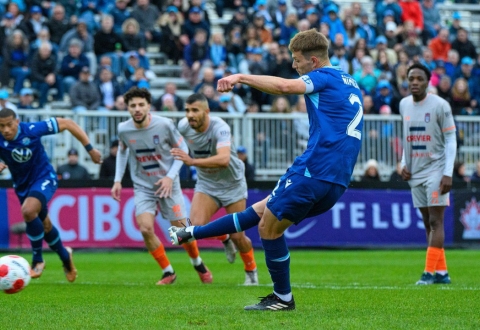 Nhận định CS Saint-Laurent vs Forge: Khác biệt từ đẳng cấp