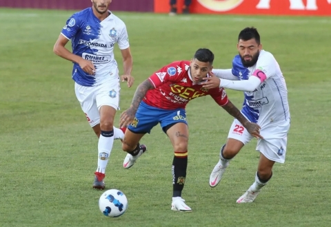 Nhận định U Espanola vs Antofagasta: Ngang tài cân sức