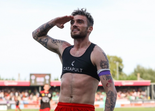 Troy Parrott: 'CR7 mới' gánh Ireland vào play-off World Cup