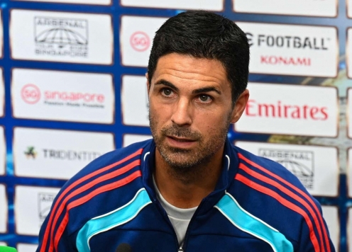 Vừa nâng cup, Arteta báo tin không vui đến fan Arsenal