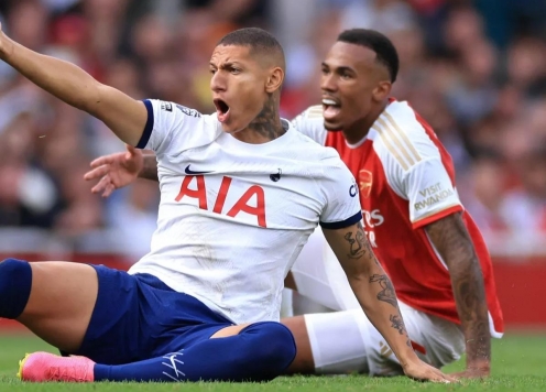 Bị 'cà khịa', sao Arsenal đáp trả khiến đối phương muối mặt