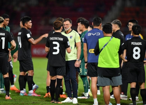 Theerathon nhận xét thẳng về tân HLV người Mỹ của Thái Lan