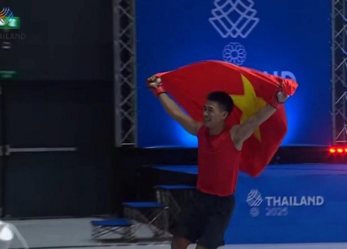 Bị cao thủ Việt Nam đấm 17 phát, võ sĩ Thái Lan khiếu nại 5 phút vẫn thua