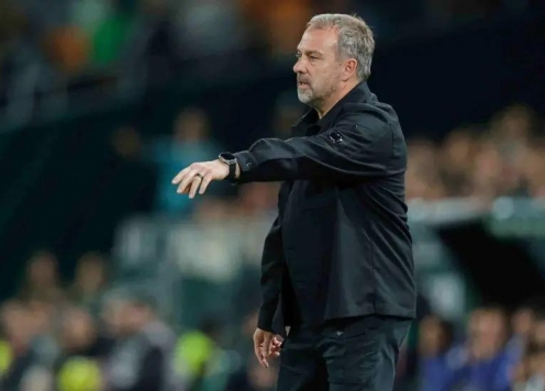 HLV Hansi Flick: 'Cậu ấy đã cứu chúng tôi thoát thua'